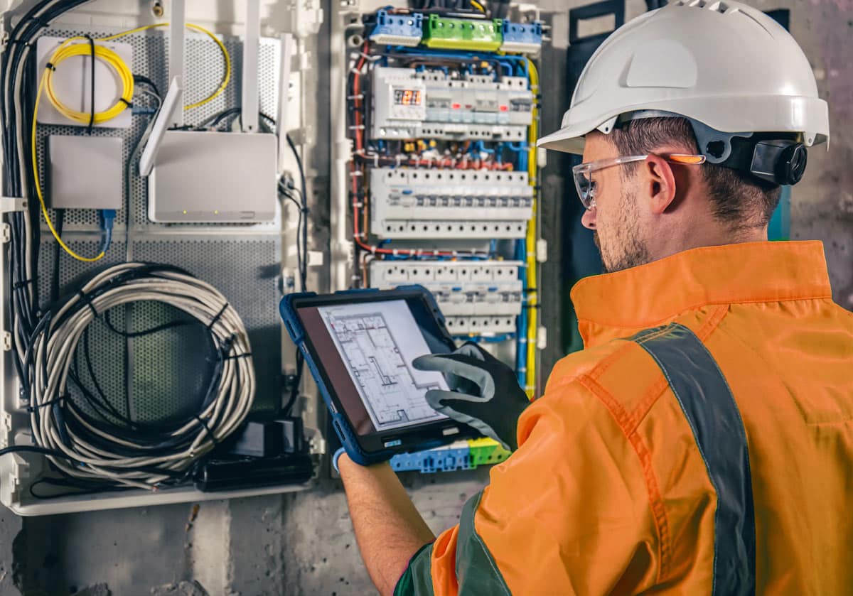 Emergency Vancouver Electrical Services Available 24/7